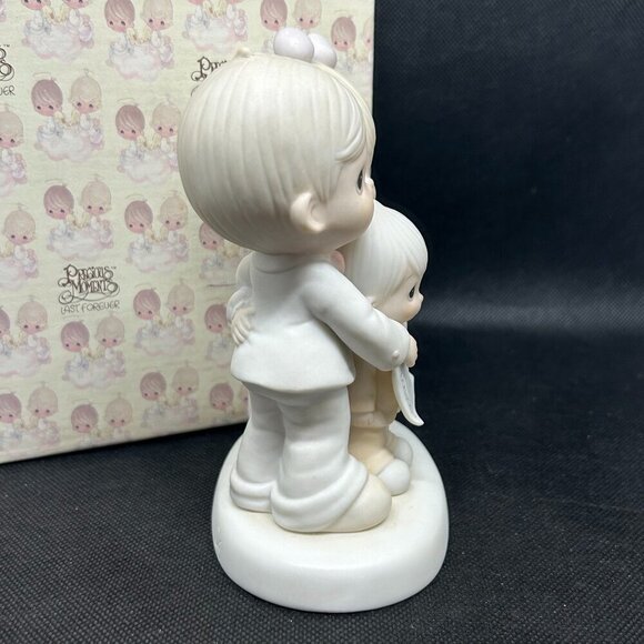 Precious Moments "God Bless The Day We Found You" figurine (boy) Signed by Sam - Picture 3 of 5